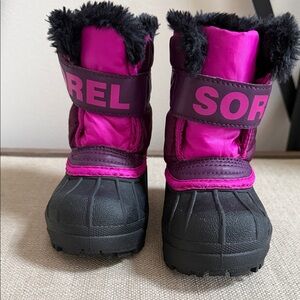 Sorel Fuchsia and Black Toddler Snow Boots
